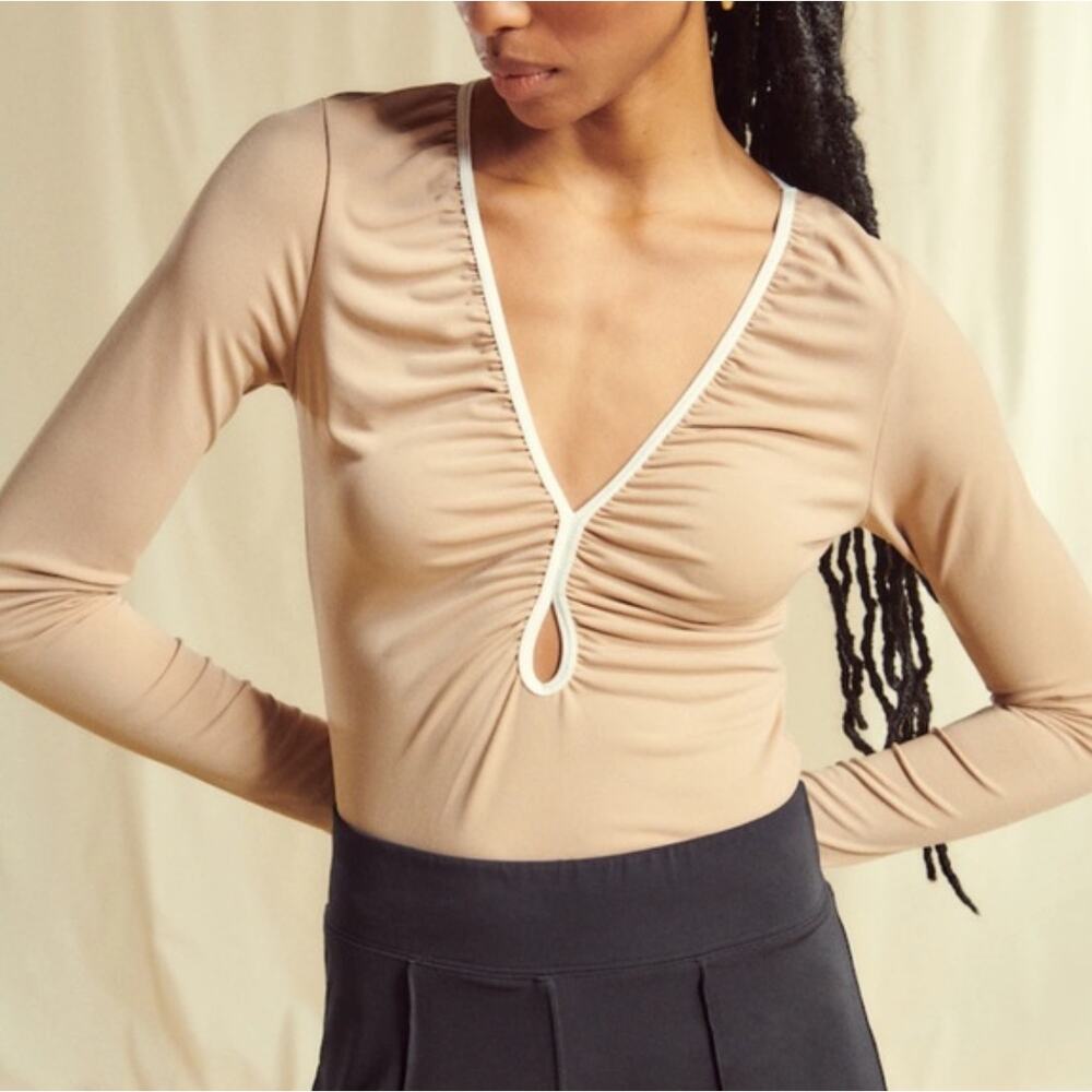 Abercrombie & Fitch Womens Keyhole V-neck Long Sleeve Ruched Tan/White Size M
